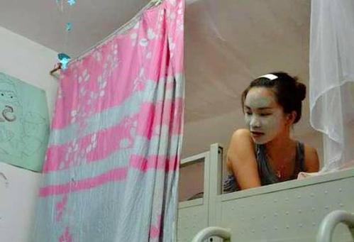 为什么女生宿舍里都抢着要“睡上铺”？学妹：其实原因有3点！(图3)