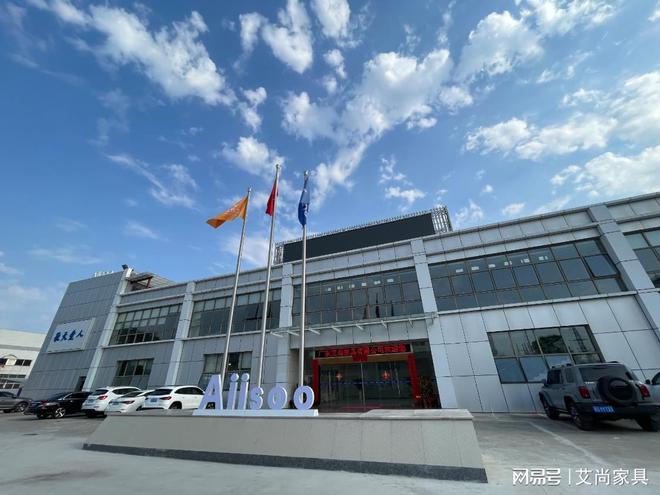 宿舍家具生产盛况空前五月旺季提前来袭我们忙而不乱！(图2)