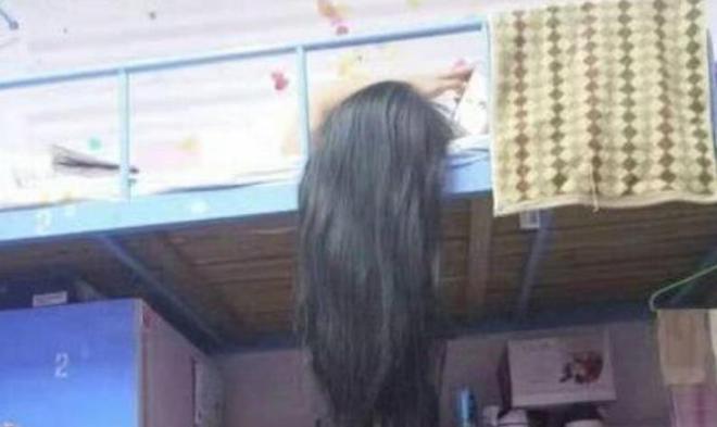 女生宿舍时都抢着“睡上铺”？学姐：无非就是这3点(图2)