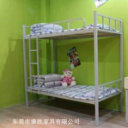 13岁女孩带病母上中学学校提供宿舍全套家具组图(图1)
