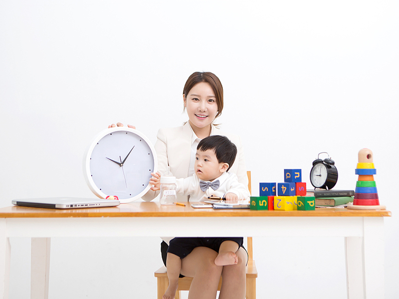 学生书桌款式有哪些 学生书桌价格是多少(图1)
