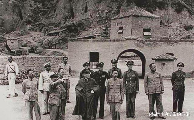 蒋介石来到延安在毛主席之前的窑洞住了一晚他为何彻夜难眠？(图4)