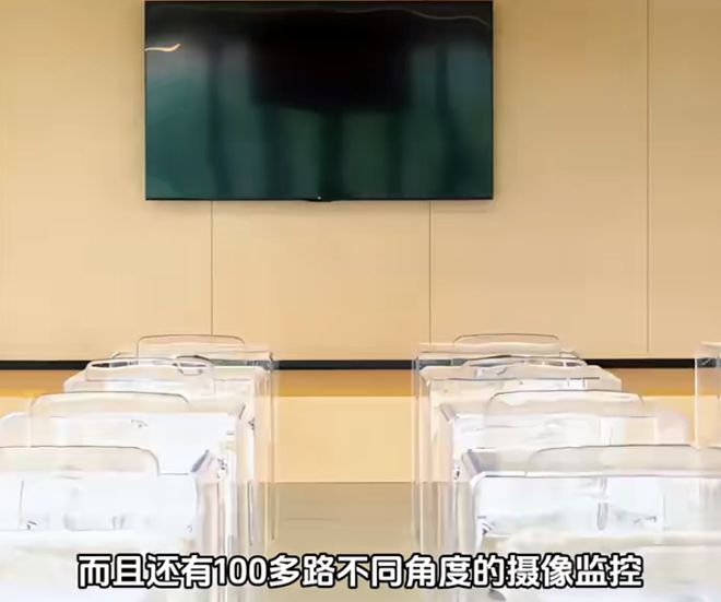 “以后不能穿短裙了”高校推出全透明桌椅真实目的让家长感叹(图4)
