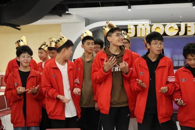 没过本科线？选对补习学校下次冲本有望！(图1)