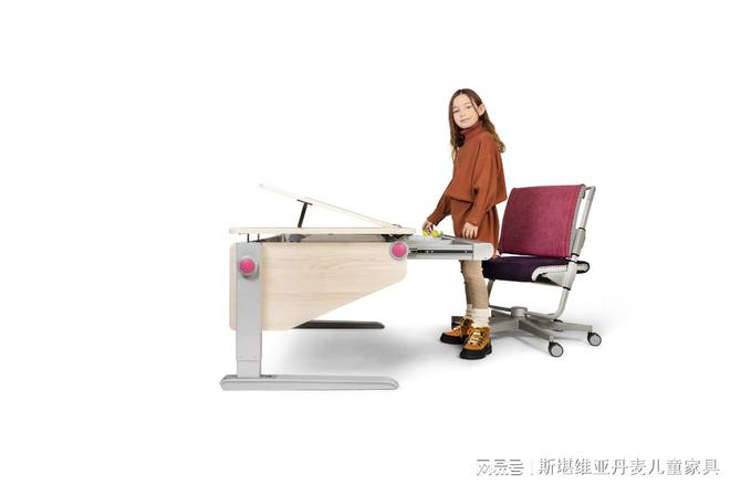 moll德国进口功能型桌椅绘就儿童房安全美学新篇章(图3)
