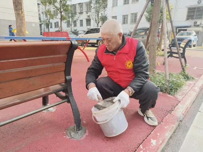 荆州这个社区有位“全能管家”！(图4)