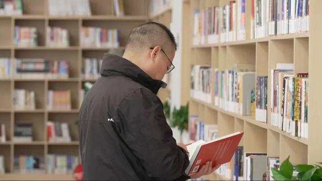 占地上千平方米！这座“家门口”的图书馆迎来试运营→(图4)
