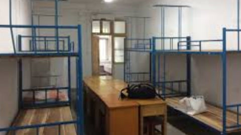 进入大学选择宿舍床位怎么选？这几点很重要不要不信(图1)