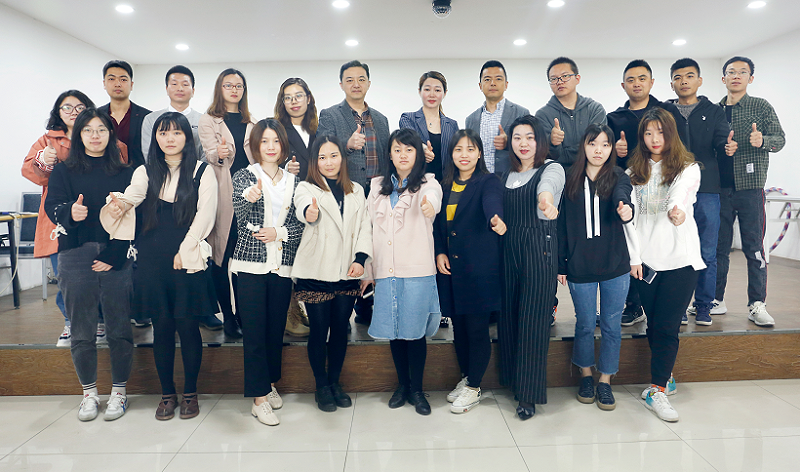 宿舍家具厂家联合办公欢迎你们-公寓床上下铺铁床学生宿舍床员工铁架床双层铁床厂家光彩家具官网(图1)