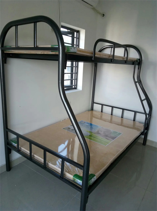 学校家具 现代大学公寓床设计趋向人性化(图1)