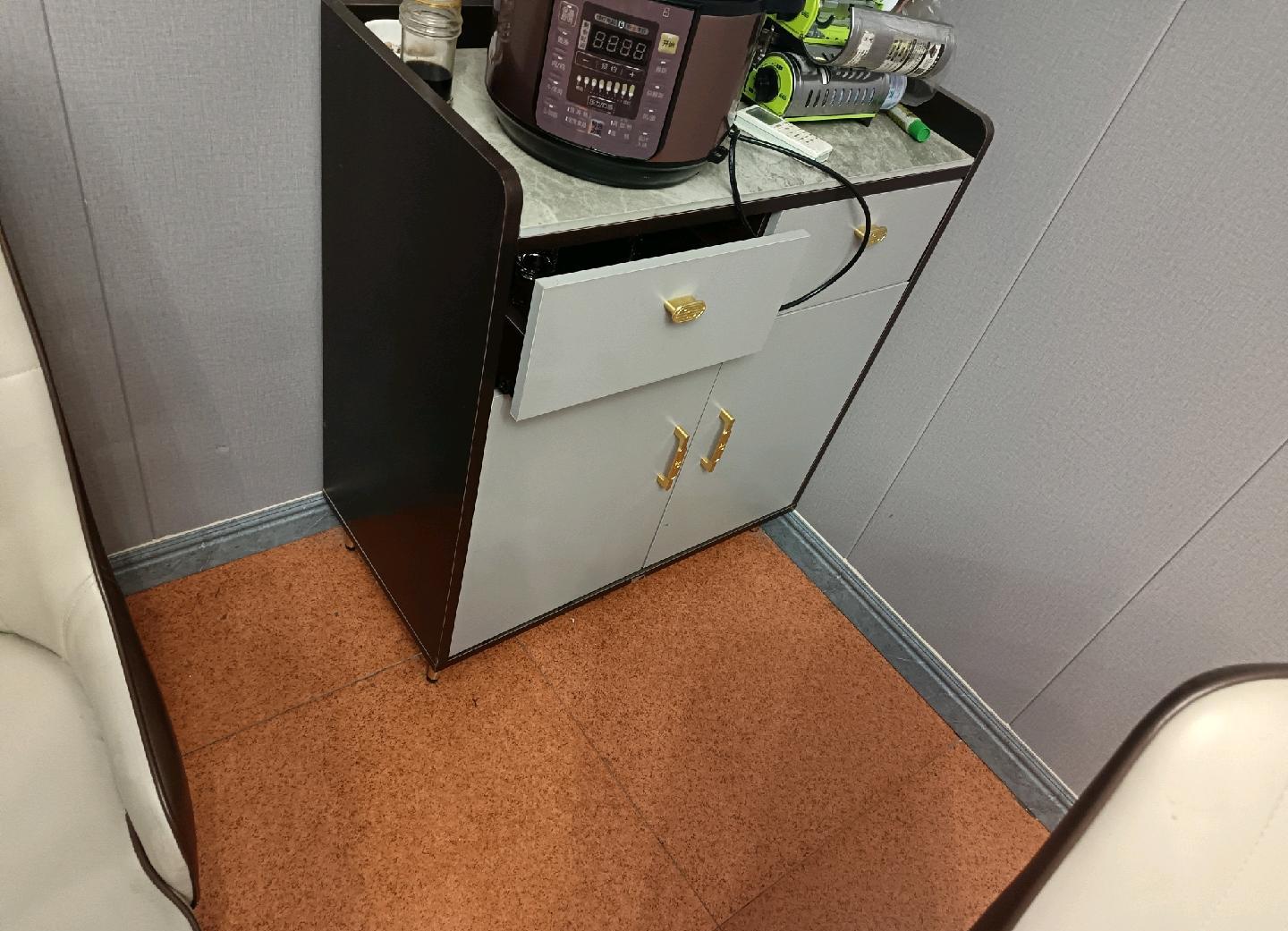 山西宿舍床桌椅招标变更(图1)