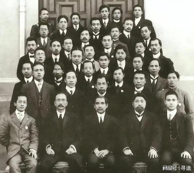 他救过150万人却在建国后含冤自尽毛主席称：我们不能忘记他(图3)