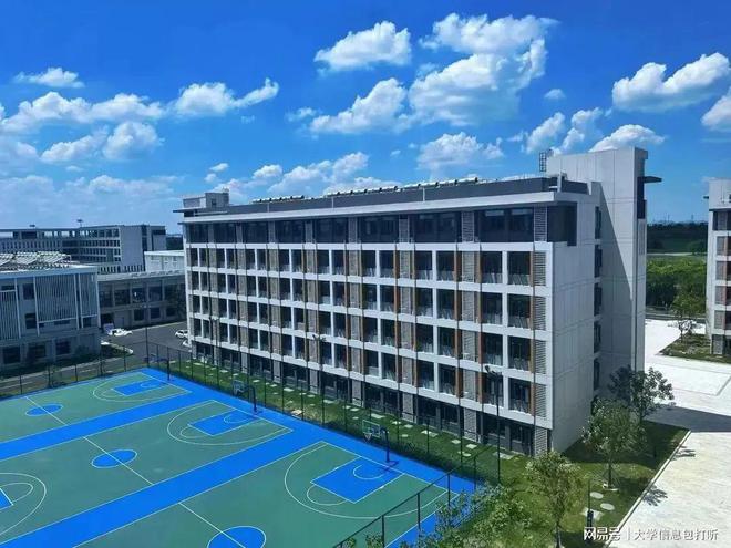 求问：江南大学宿舍环境好不好？别人家的宿舍！(图3)