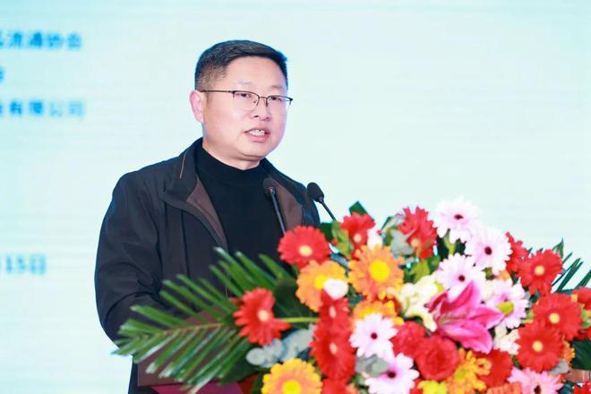 拓新致远潮启中原丨2025中国（中部）门窗产业发展论坛在郑州圆满召开(图3)
