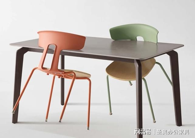 圣奥家具携手摩托Motto椅荣获2025German Design Award德国设计奖(图5)