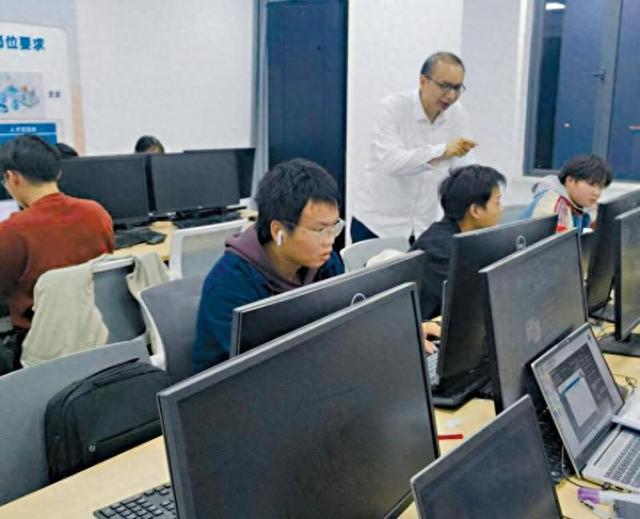 大厂工程师回流高校他们改变了什么(图1)