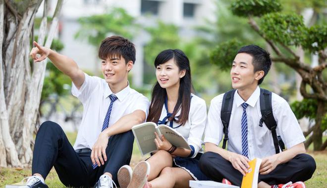 “寒假回家住的好憋屈”一张家庭照片揭露穷人家孩子的无奈(图3)