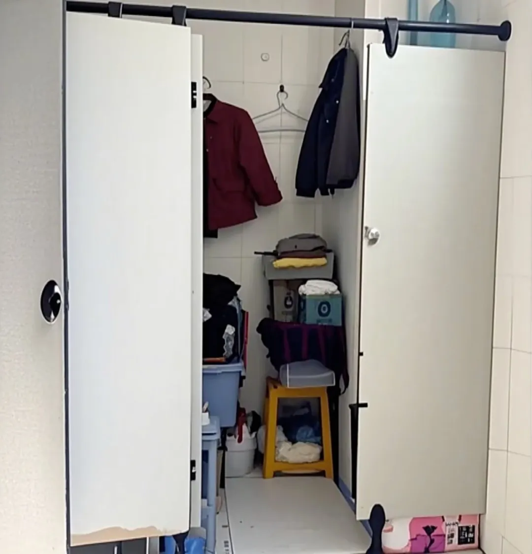 这些照片让人心疼！请给保洁员一个休息空间(图1)