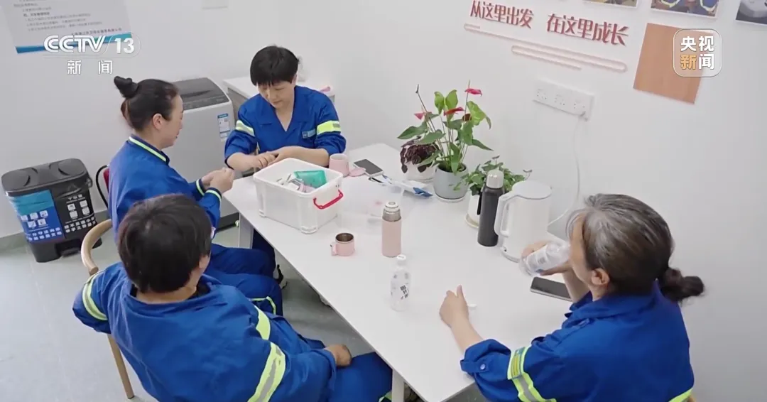 这些照片让人心疼！请给保洁员一个休息空间(图4)