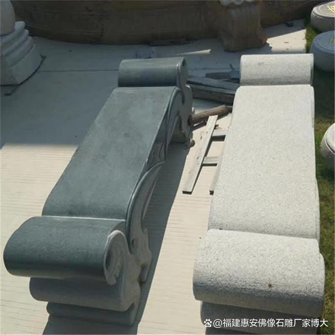 石雕桌椅与石雕花卉的搭配：生机盎然增添自然之美(图1)