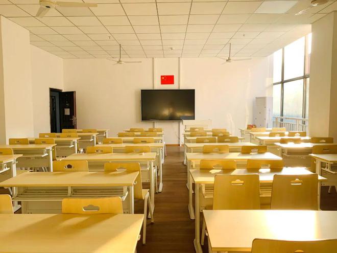 其实吧高中双休很好操作但是取消晚自习会让不少学校头疼(图3)