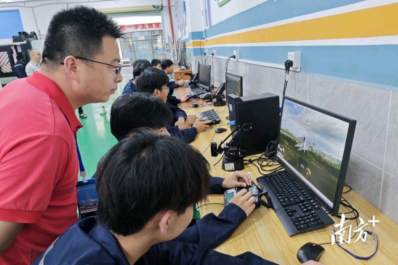 惠州市榕城职业技术学校：让中职学生找准赛道奔赴星辰大海(图9)
