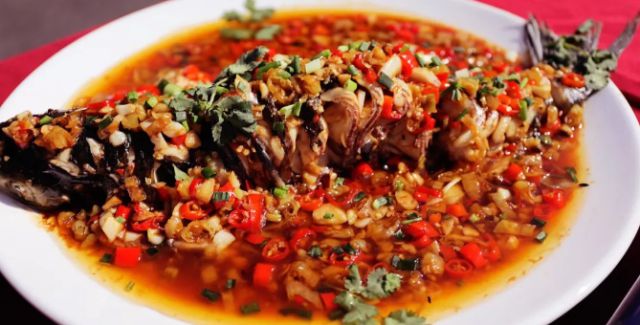 太“湘”啦！湖南科技大学怎么样？高校食堂天花板！(图2)