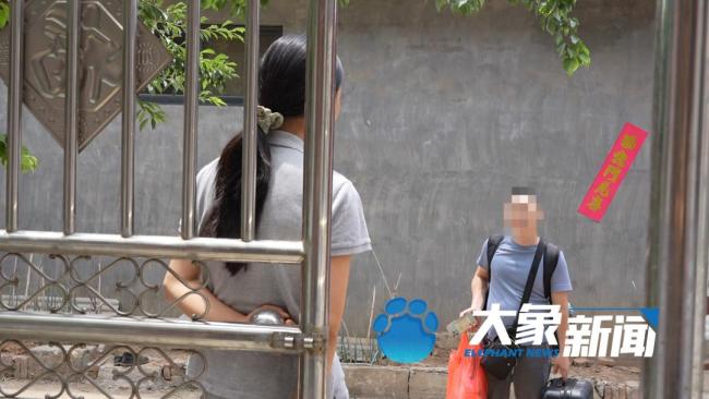 27岁女生乡村卖货走红 本人回应 卖菜西施的朴实与坚强(图10)