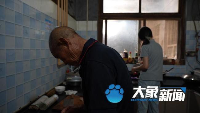 27岁女生乡村卖货走红 本人回应 卖菜西施的朴实与坚强(图16)