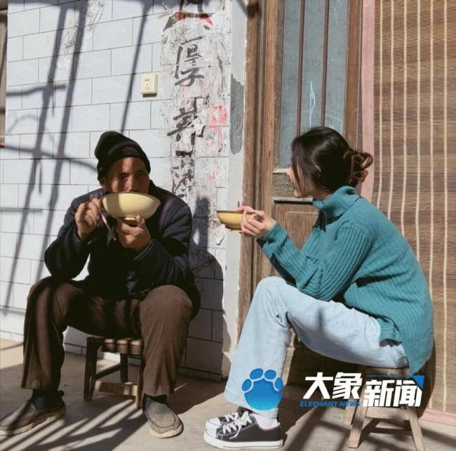 27岁女生乡村卖货走红 本人回应 卖菜西施的朴实与坚强(图15)