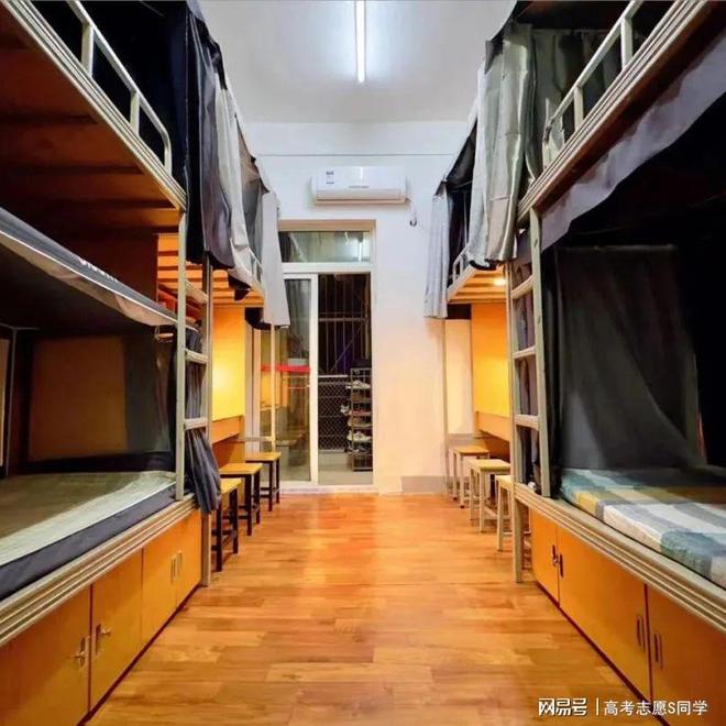 成都理工大学校园环境怎么样？神仙寝室住到毕业不用愁！(图2)