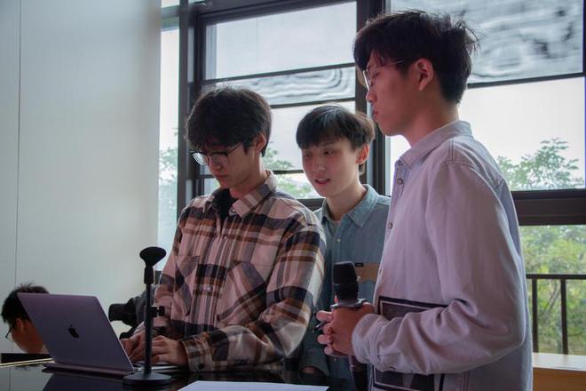 走出云南小镇 我在深圳实现了梦想：南科大学子参与设计全球第一把动态人体工学椅(图2)