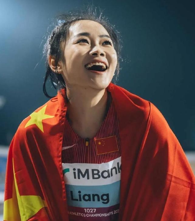 004秒绝杀！中国队终于夺冠12年等了整整12年十大官媒盛赞(图2)