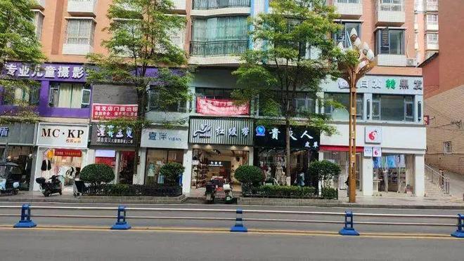 房东直租！镇雄街心花园270平门面出租带仓库和宿舍！(图34)