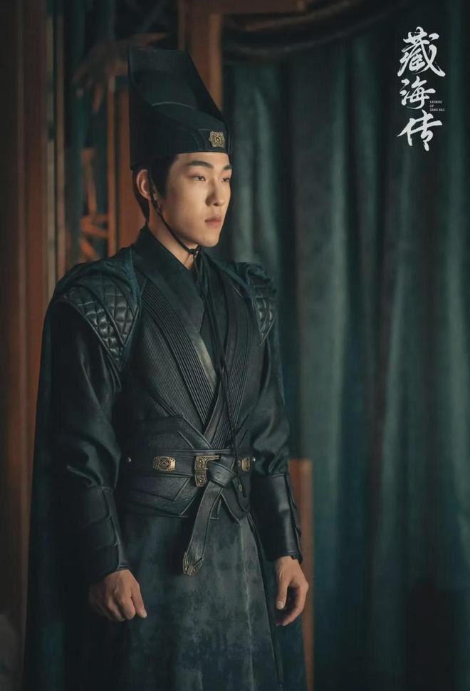 《藏海传》邢岷山演活曹静贤！亲口唱昆曲凭借《白眉大侠》走红(图1)
