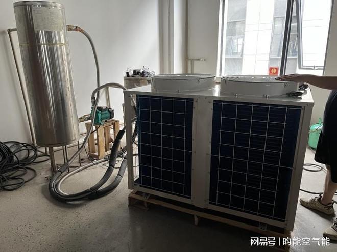 专业空气能热水解决方案为家具厂员工宿舍打造舒适热水环境(图2)