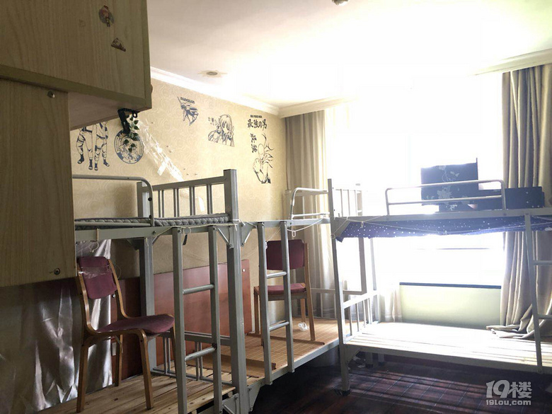 农行济南历下东城逸家支行：上门开卡解民忧贴心服务获民工点赞(图1)