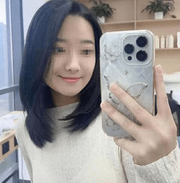 三亚身亡女游客堂姐直播回应质疑：没提任何索赔只希望调查清楚(图1)