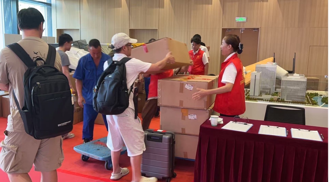 同济大学张江基地迎来首批近300名学生入驻(图3)