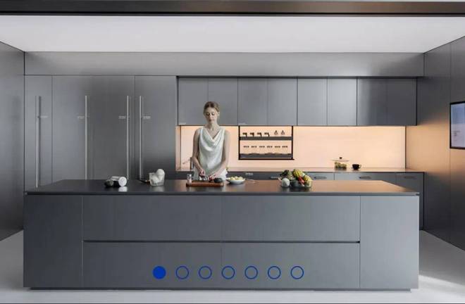 一年净赚5亿！佛山兄妹干出行业第一股市值超300亿(图4)