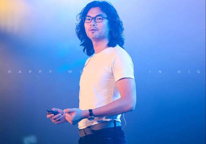 一年净赚5亿！佛山兄妹干出行业第一股市值超300亿(图3)