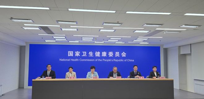 什么情况不适合拔牙？北大口腔医院院长答红星新闻详解拔牙“红绿灯”(图1)