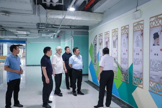 中国乡村教育发展研究中心及全国师范类院校教育资源共建联盟领导莅临林州建筑职业技术学院调研指导(图2)