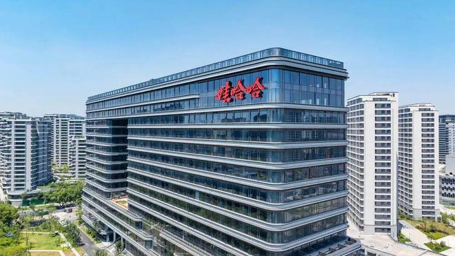 宗馥莉被3名自称同父异母弟妹起诉卷入150亿遗产大战！娃哈哈回应(图3)