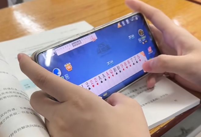 90后三孩宝妈领生育补贴全款拿下新房网友：不生娃补贴就来了(图10)