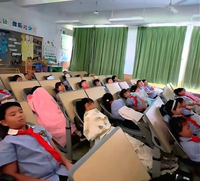 午休躺着睡能全部实现吗？成都这些区表态了(图2)