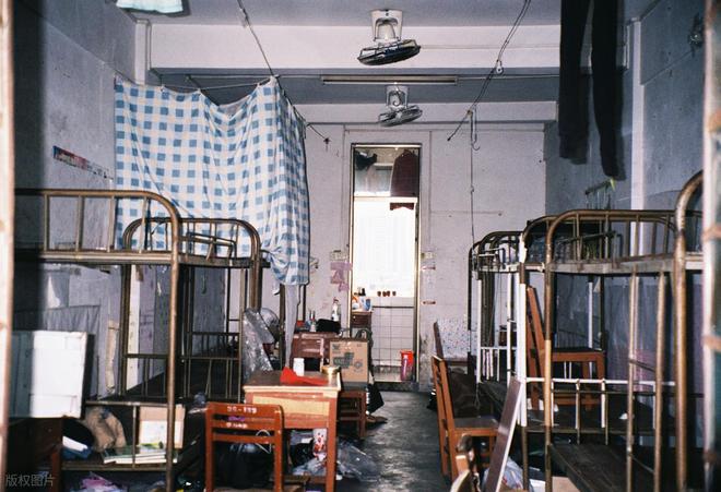 大学宿舍就是“家”条件好的5所大学不咋好的5所比比？(图5)