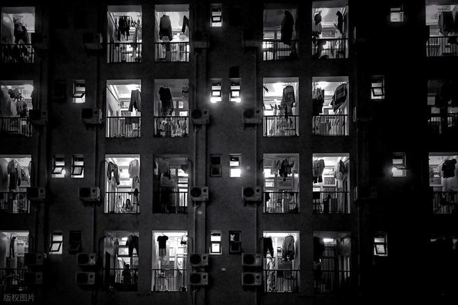 大学宿舍就是“家”条件好的5所大学不咋好的5所比比？(图8)