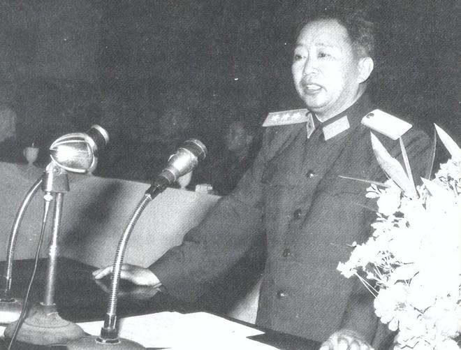 安子文得知刘亚楼来意后笑言：你有“尚方宝剑”什么事办不到(图3)