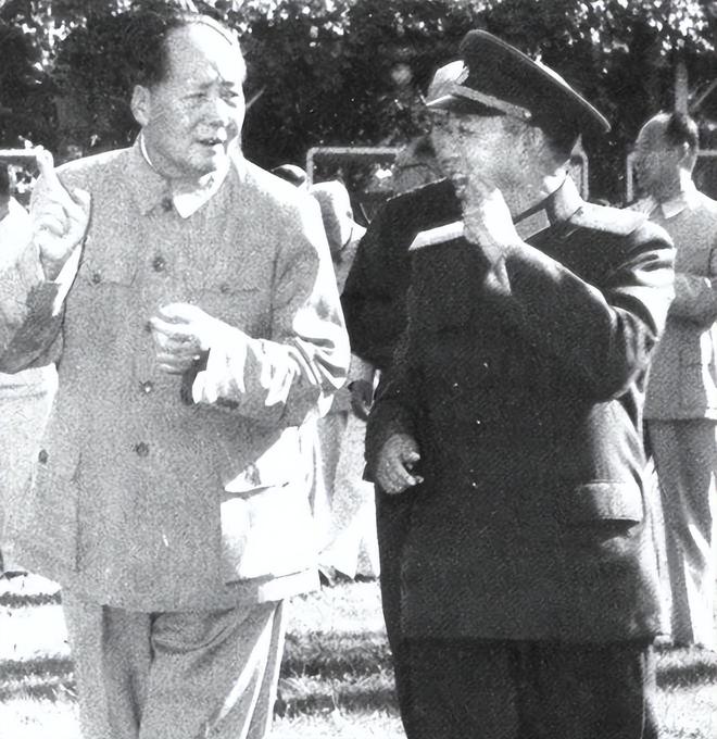 安子文得知刘亚楼来意后笑言：你有“尚方宝剑”什么事办不到(图2)